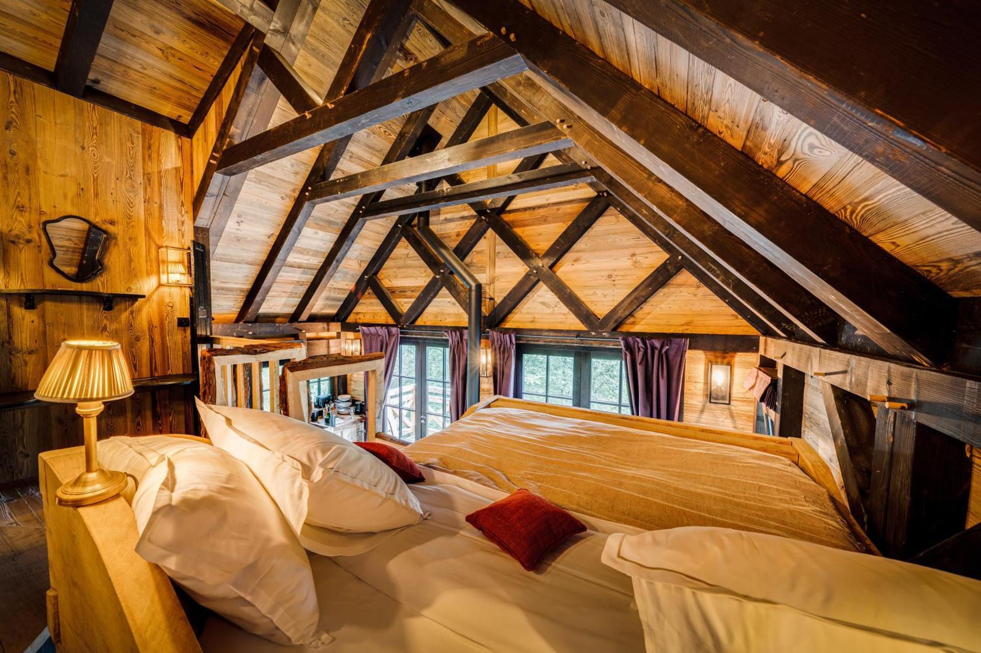 Les Cabanes De Rensiwez Mabompre Exteriör bild