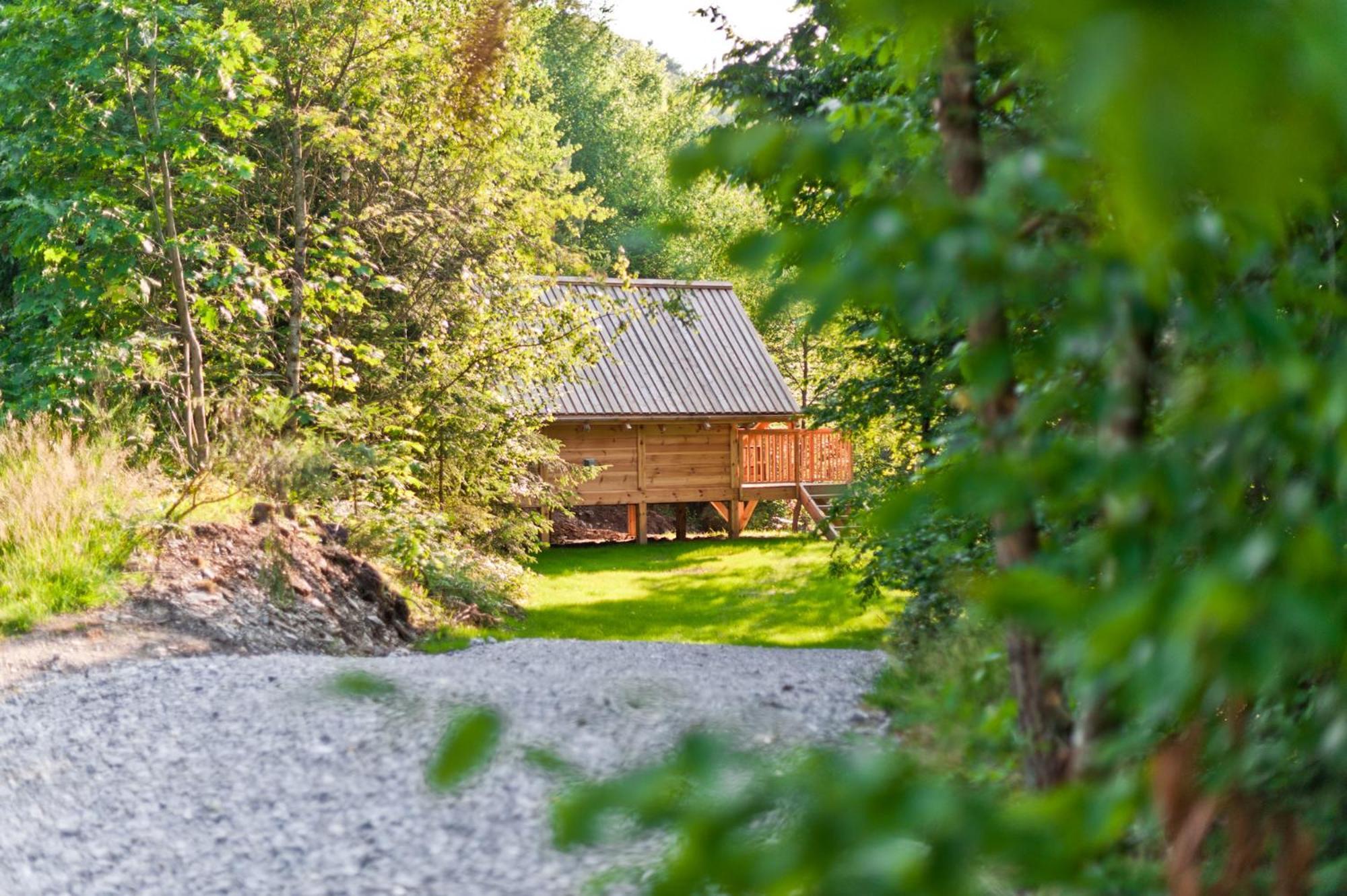 Les Cabanes De Rensiwez Mabompre Exteriör bild