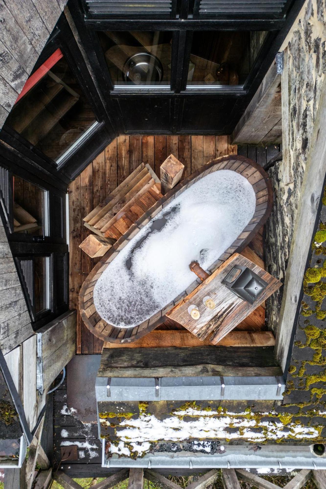 Les Cabanes De Rensiwez Mabompre Exteriör bild